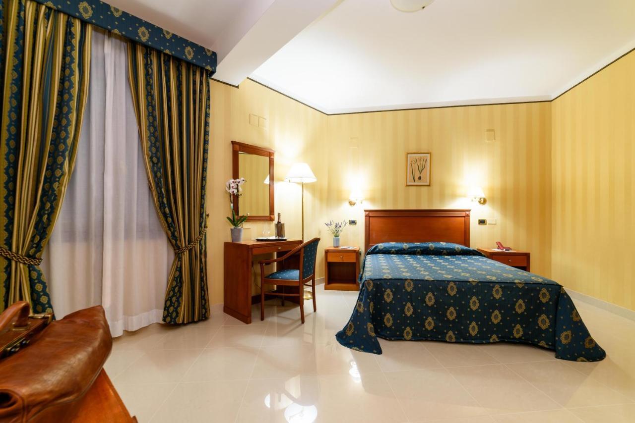 Hotel Hermitage Polla Εξωτερικό φωτογραφία