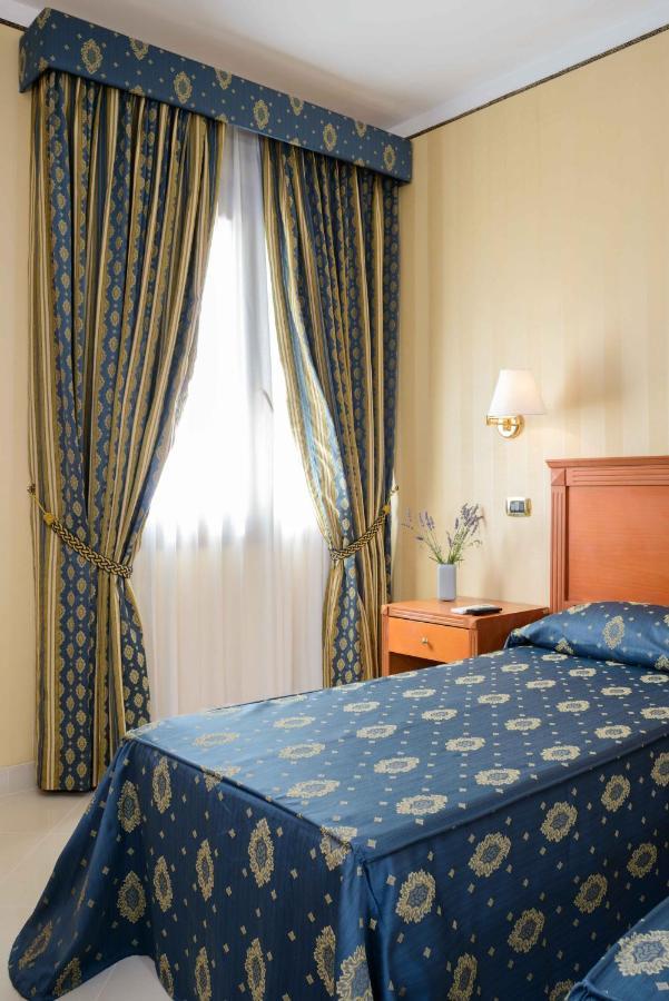 Hotel Hermitage Polla Εξωτερικό φωτογραφία